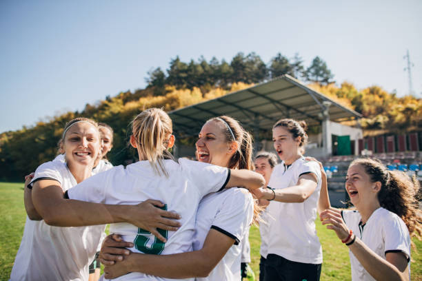 场日益成为 场日益成为